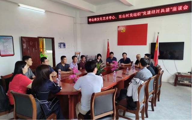 图片中的文化情缘——从一张照片窥见组织文化艺术交流活动之魅力