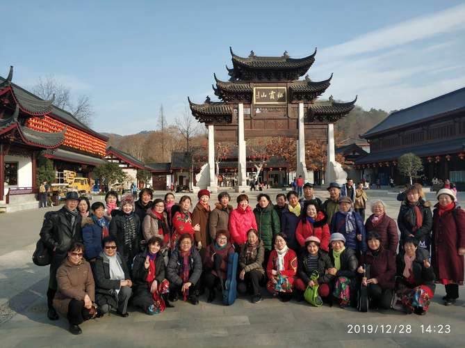 银发弦歌跨海传情——南京老玩童尤克里里乐团赴韩参加中韩文化艺术交流活动